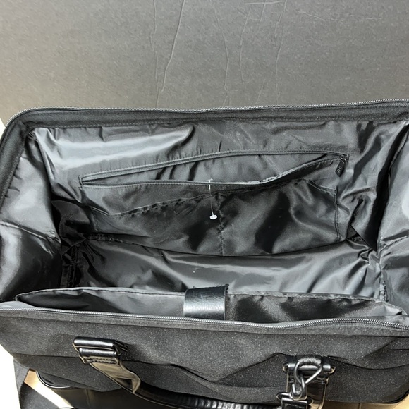 BEIS The Weekend Travel Bag BLACK - Picture 9 of 11